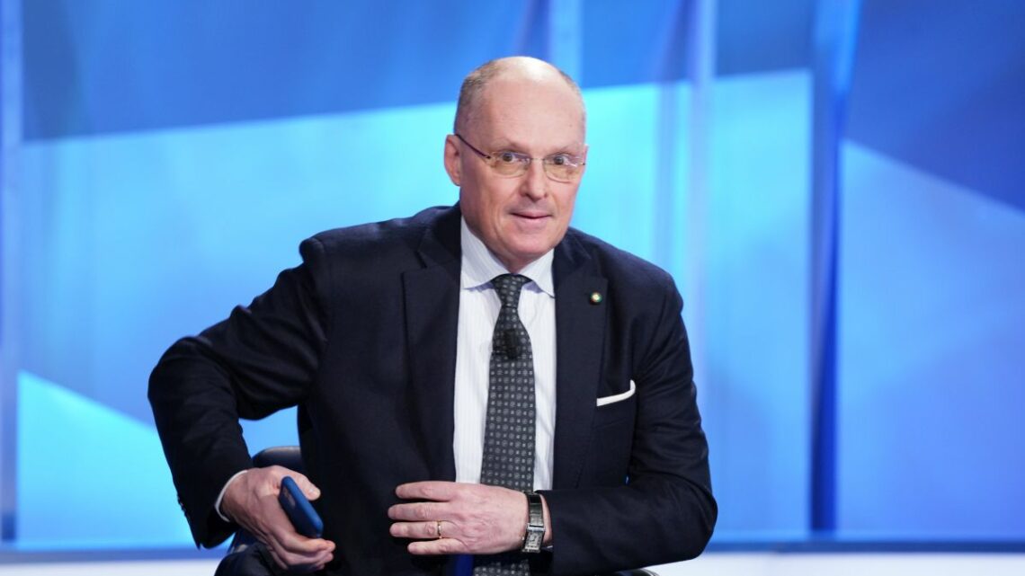 Ricciardi “Logorante fare tamponi continui, aumenteranno i vaccini” Ricciardi “Logorante fare tamponi continui, aumenteranno i vaccini”