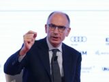 Green pass, Letta “Non vaccinarsi non è motivo per bloccare il Paese”