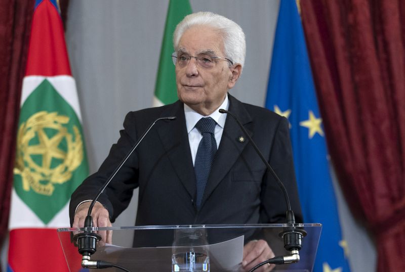Mattarella “Il risparmio delle famiglie contribuirà alla ripartenza”