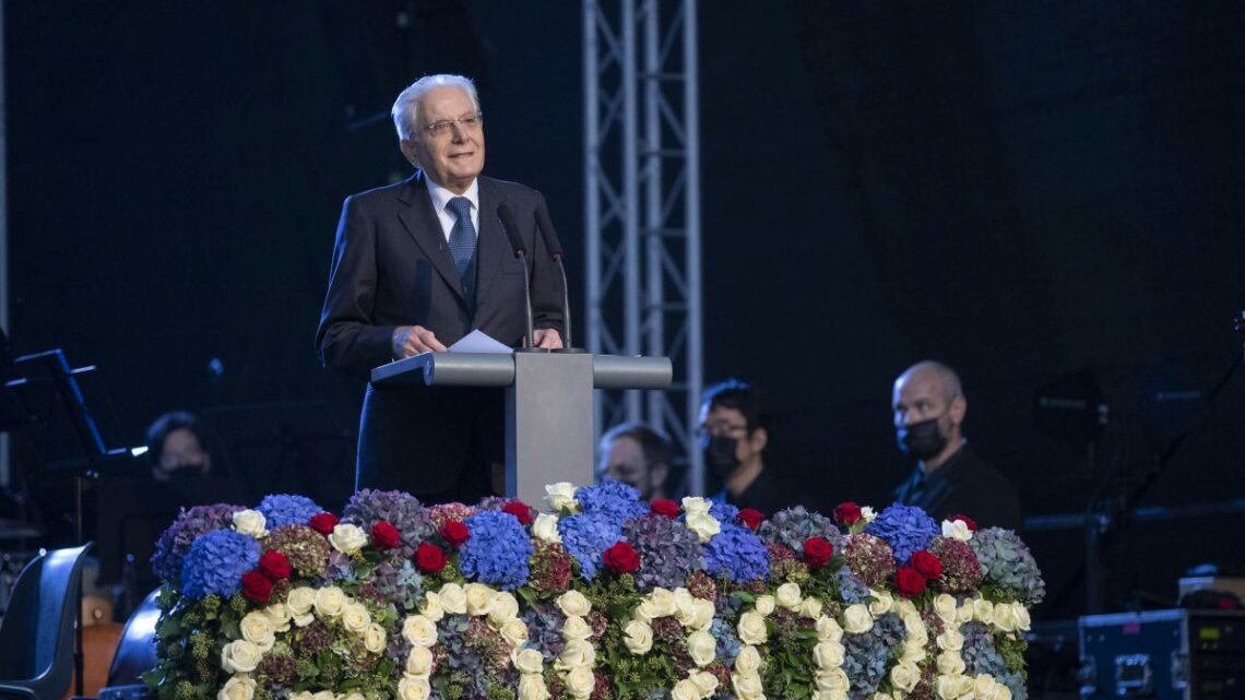 Ue, Mattarella “No a esitazioni sull’allargamento ai Balcani” Ue, Mattarella “No a esitazioni sull’allargamento ai Balcani”