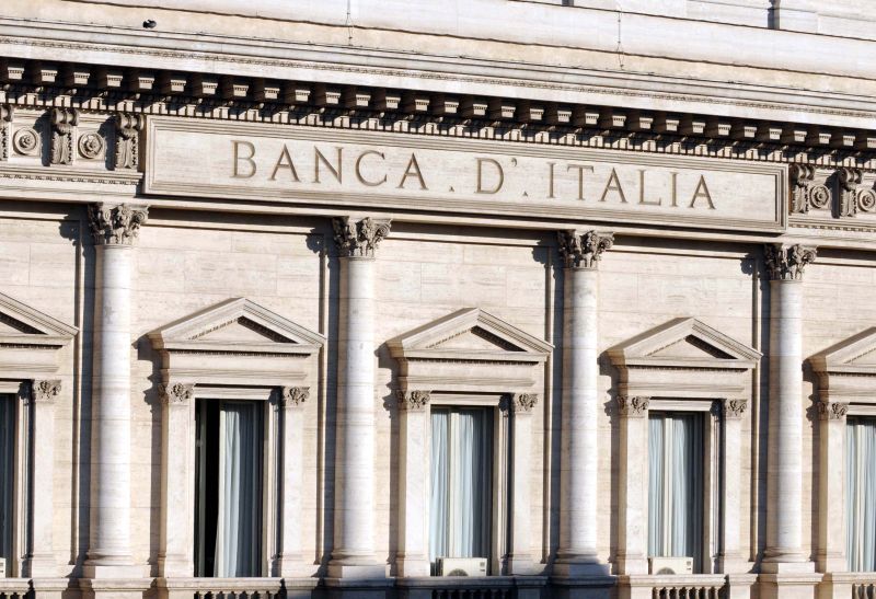 Bankitalia, in Italia la crescita è superiore alle attese Bankitalia, in Italia la crescita è superiore alle attese
