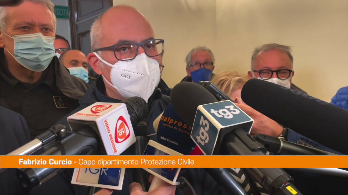 Maltempo, Curcio a Catania: “Non è finita, tenere alta l’attenzione” Maltempo, Curcio a Catania: “Non è finita, tenere alta l’attenzione”