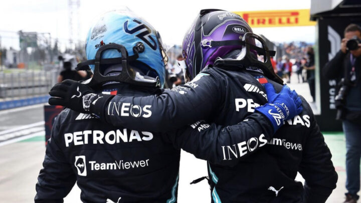 GP della Turchia, Bottas primo sul podio accompagnato dalle due Red Bull