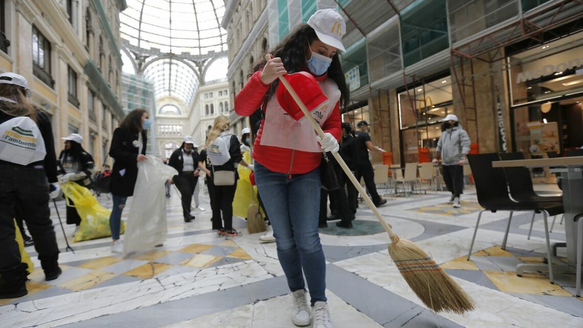 McDonald’s e le Giornate per l’ambiente, raccolte 15 tonnellate di rifiuti McDonald’s e le Giornate per l’ambiente, raccolte 15 tonnellate di rifiuti