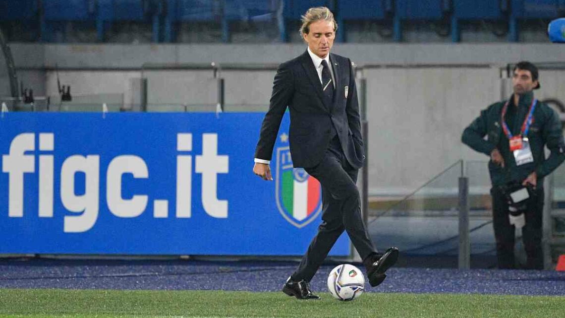 Mancini “C’è pressione ma andiamo a Belfast senza ansia” Mancini “C’è pressione ma andiamo a Belfast senza ansia”