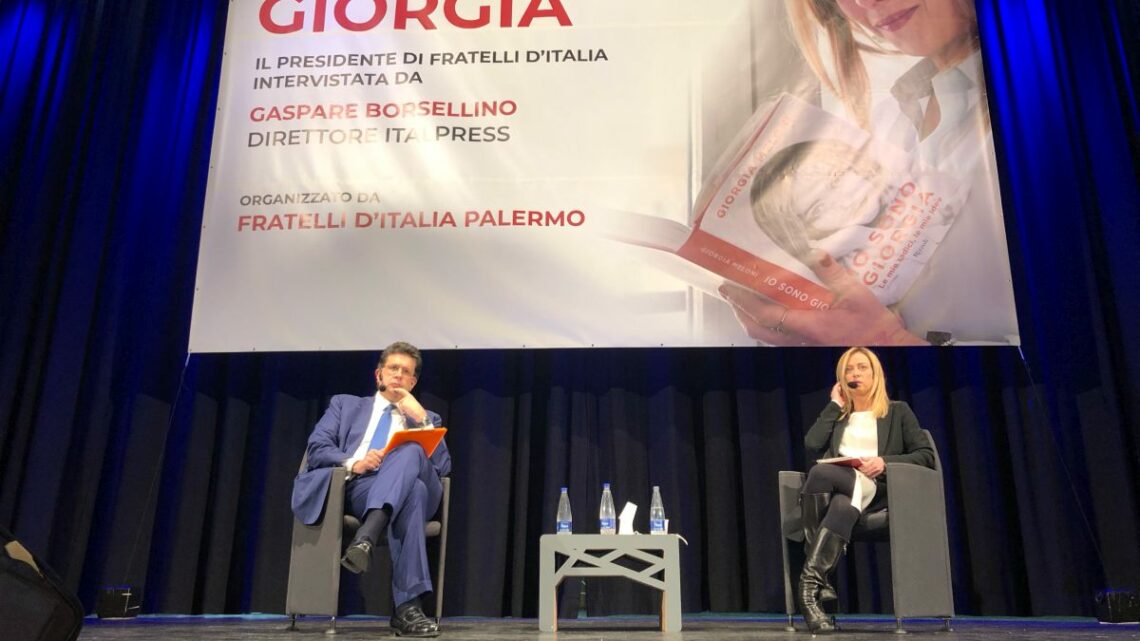 Meloni “Basta con i premier calati dall’alto” Meloni “Basta con i premier calati dall’alto”
