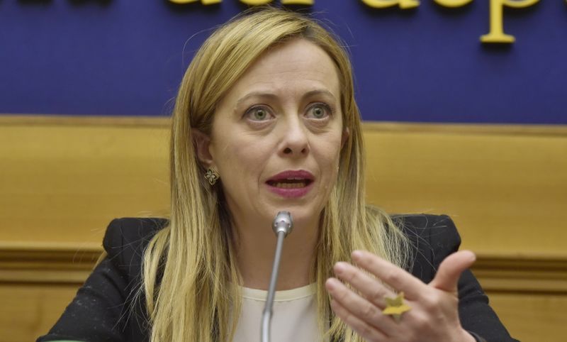 Quirinale, Meloni “Berlusconi assoluta garanzia per l’Italia” Quirinale, Meloni “Berlusconi assoluta garanzia per l’Italia”