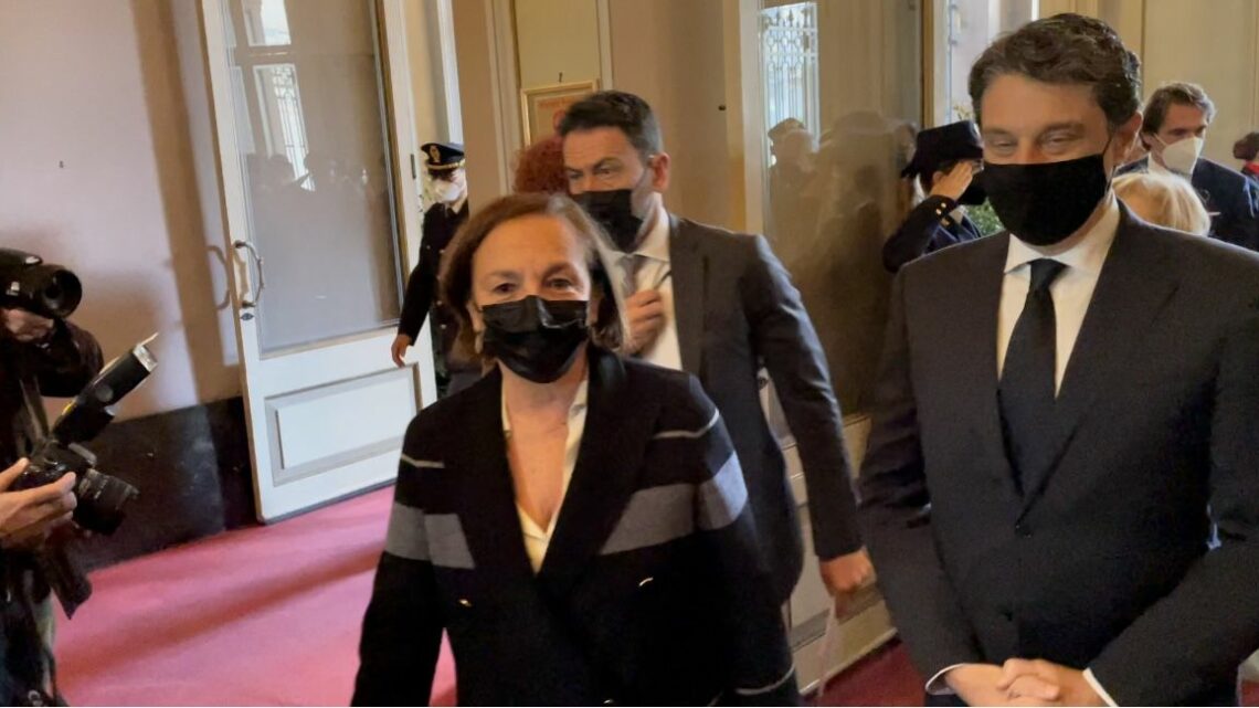 Femminicidi, Lamorgese: “Il problema è sociale, servono nuove norme” Femminicidi, Lamorgese: “Il problema è sociale, servono nuove norme”