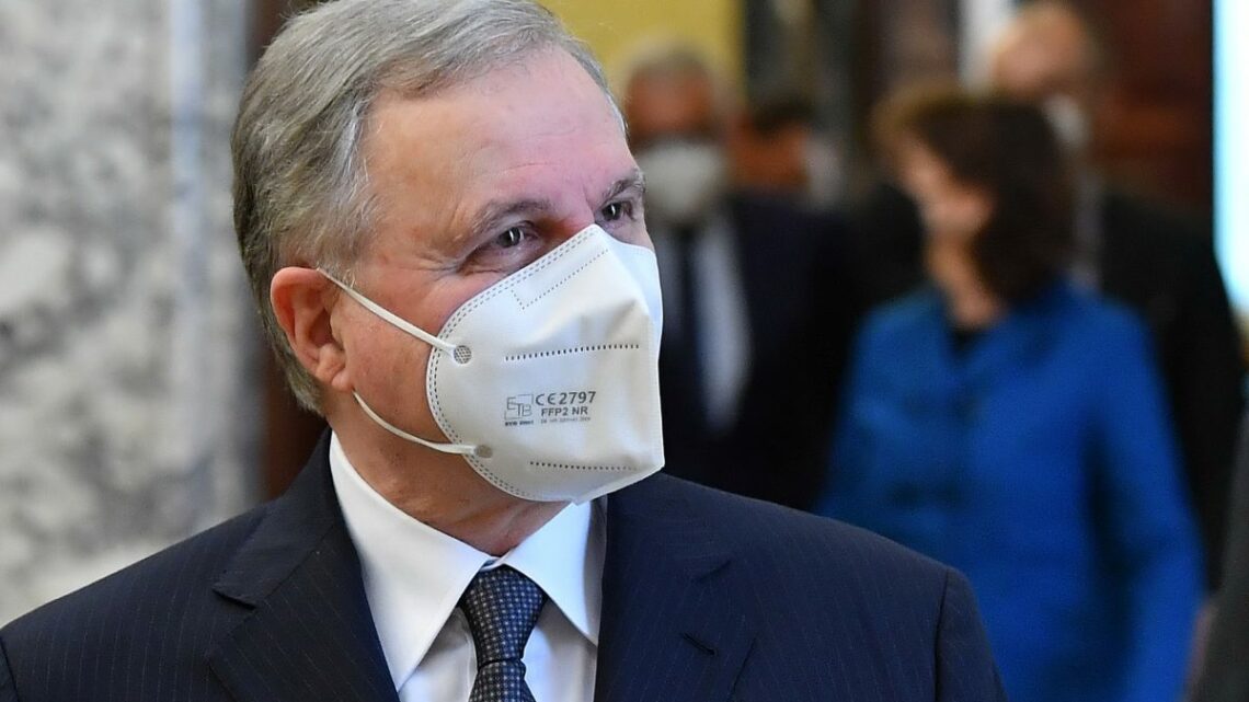 Visco “La ripresa accelera ma l’incertezza resta elevata” Visco “La ripresa accelera ma l’incertezza resta elevata”