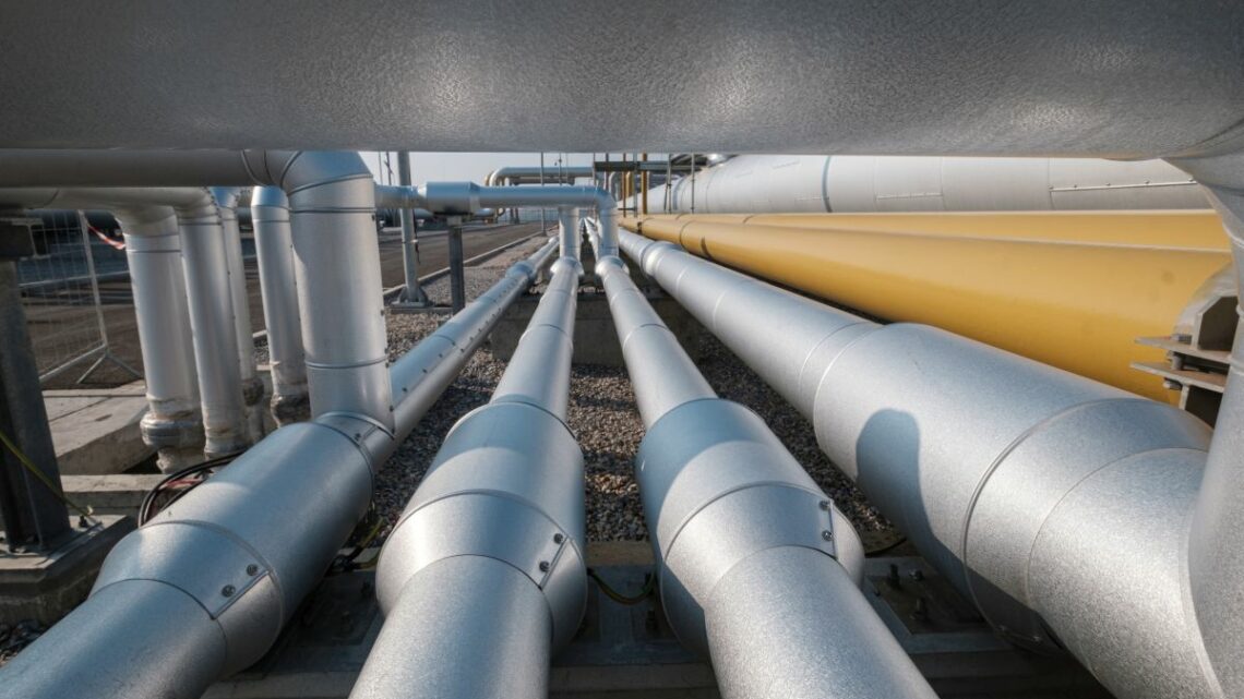 Energia, al via partnership Eni-Snam sui gasdotti tra Algeria e Italia Energia, al via partnership Eni-Snam sui gasdotti tra Algeria e Italia