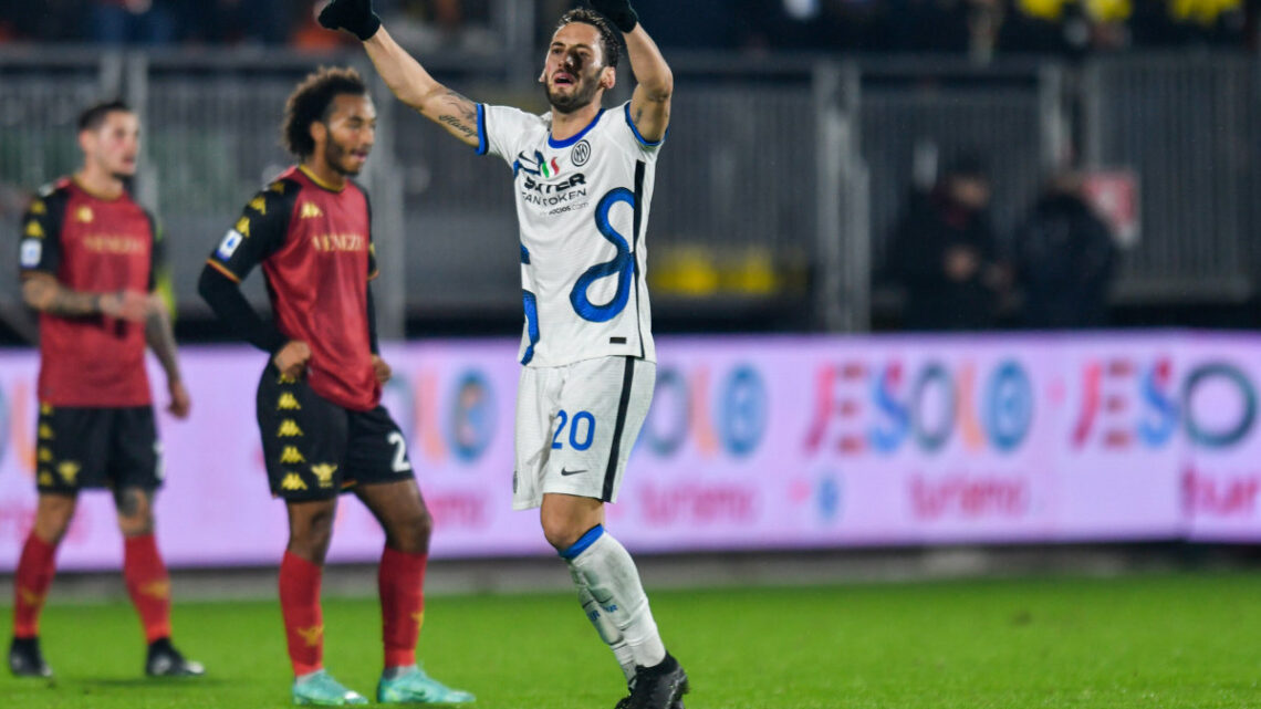 Calhanoglu e Lautaro, l’Inter vince 2-0 a Venezia Calhanoglu e Lautaro, l’Inter vince 2-0 a Venezia