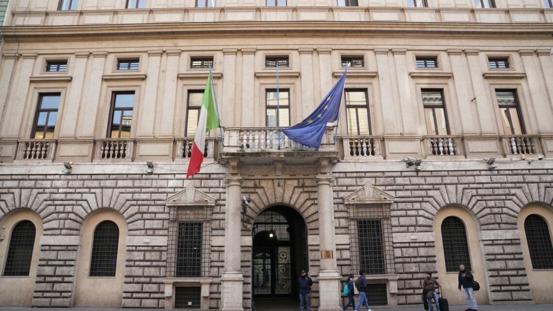 Pubblico impiego, via libera alle linee guida per lo smart working Pubblico impiego, via libera alle linee guida per lo smart working