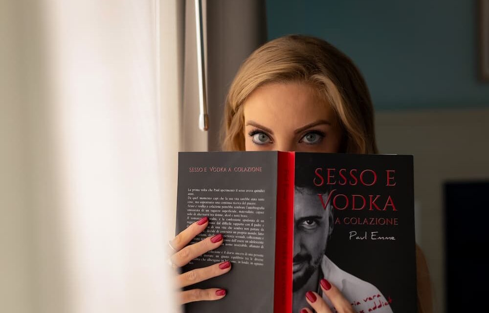 Sesso e vodka a colazione, un romanzo di Paul Emme Sesso e vodka a colazione, un romanzo di Paul Emme