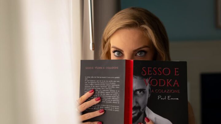Sesso e vodka a colazione, un romanzo di Paul Emme