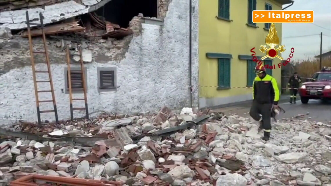 Crolla palazzina in provincia di Pistoia, illesi i residenti Crolla palazzina in provincia di Pistoia, illesi i residenti