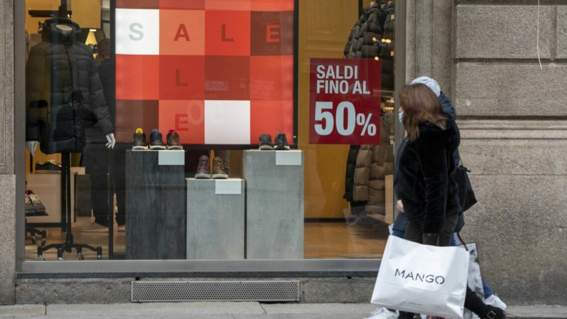 In arrivo 43 mld di tredicesime, tornano a crescere gli acquisti In arrivo 43 mld di tredicesime, tornano a crescere gli acquisti