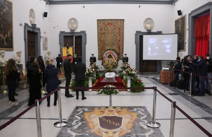 Wertmuller, aperta la camera ardente in Campidoglio Wertmuller, aperta la camera ardente in Campidoglio