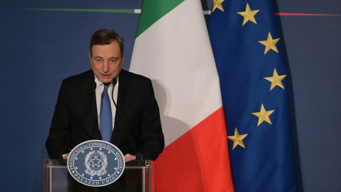 Draghi “Lavoro può continuare indipendentemente da chi sarà premier” Draghi “Lavoro può continuare indipendentemente da chi sarà premier”