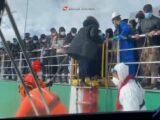Nuova ondata di migranti, a bordo della Sea Watch 446