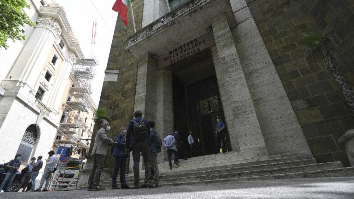 Mise, 609 milioni per la digitalizzazione delle imprese Mise, 609 milioni per la digitalizzazione delle imprese