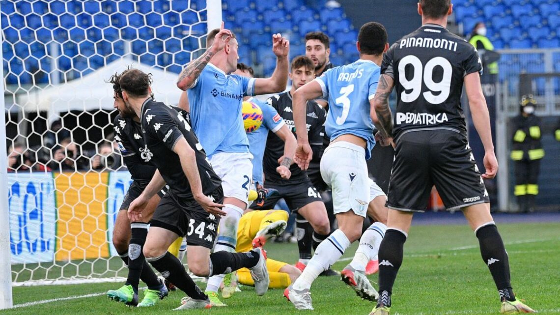 Pari pirotecnico all’Olimpico, Lazio-Empoli 3-3 Pari pirotecnico all’Olimpico, Lazio-Empoli 3-3