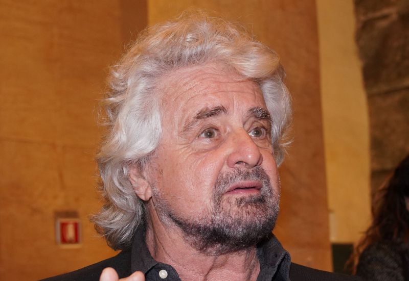 Grillo “L’obbligo vaccinale evoca immagini orwelliane” Grillo “L’obbligo vaccinale evoca immagini orwelliane”
