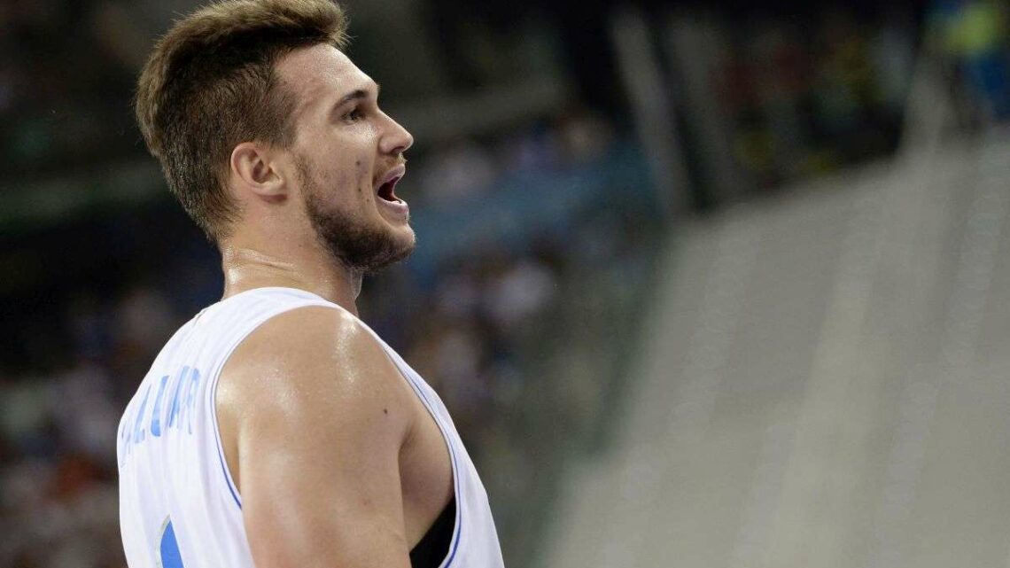 Sconfitta esterna di Atlanta, 8 punti per Gallinari Sconfitta esterna di Atlanta, 8 punti per Gallinari