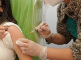 Record somministrazioni del vaccino, sfiorata quota 700mila in 24 ore