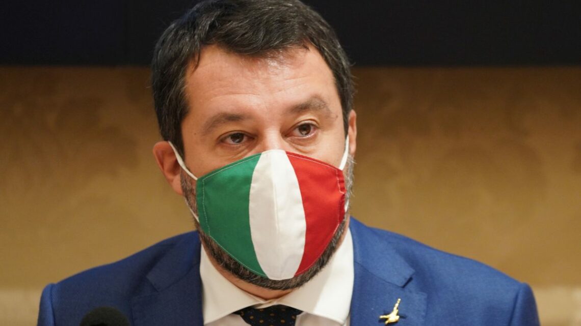Quirinale, Salvini “Centrodestra compatto nel sostegno a Berlusconi” Quirinale, Salvini “Centrodestra compatto nel sostegno a Berlusconi”