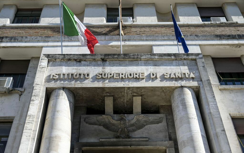 Covid, Iss “La sorveglianza deve includere tutti i positivi” Covid, Iss “La sorveglianza deve includere tutti i positivi”