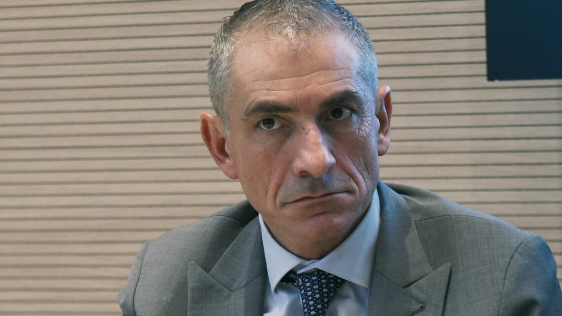Costa “Il sistema dei colori non ha più senso, resti solo zona rossa” Costa “Il sistema dei colori non ha più senso, resti solo zona rossa”