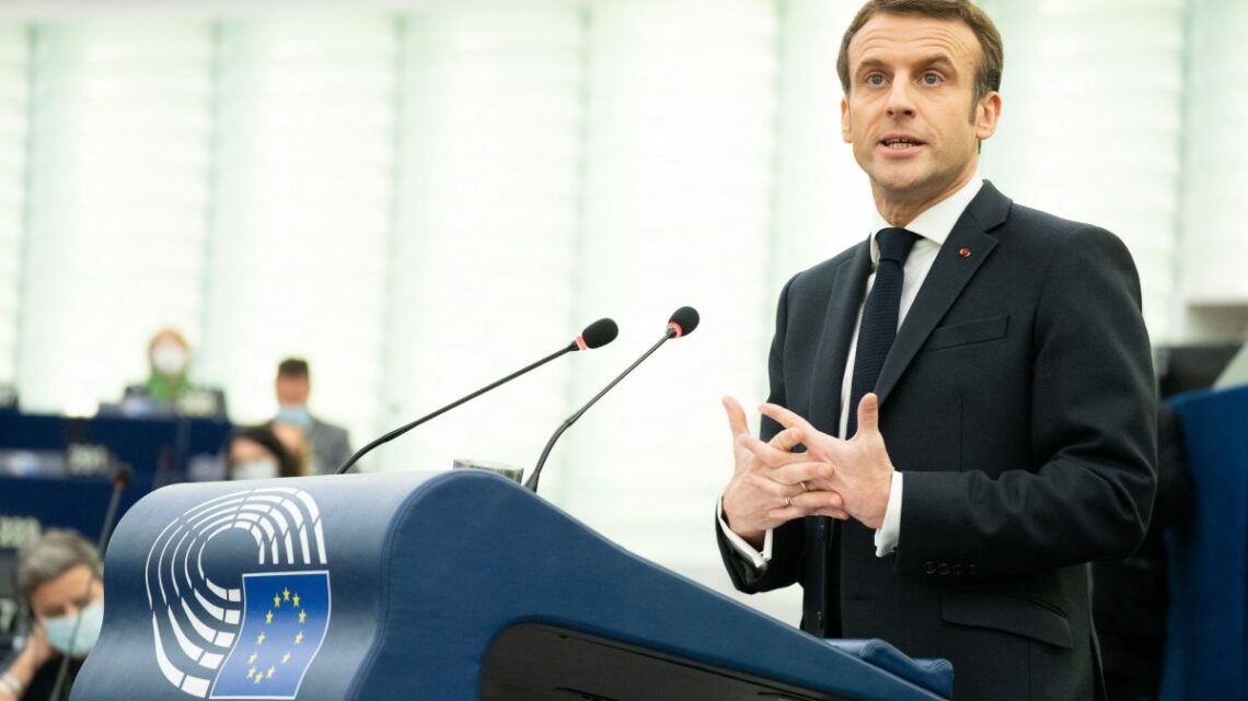 Ue, Macron “Ambiente e aborto nella Carta dei diritti fondamentali” Ue, Macron “Ambiente e aborto nella Carta dei diritti fondamentali”