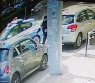 Sparatoria in centro a Taranto, feriti due poliziotti Sparatoria in centro a Taranto, feriti due poliziotti