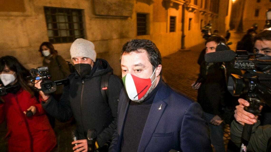 Quirinale, Salvini: “Faremo più nomi e Draghi resti dov’è” Quirinale, Salvini: “Faremo più nomi e Draghi resti dov’è”