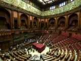Quirinale, fumata nera anche al secondo scrutinio, 527 schede bianche