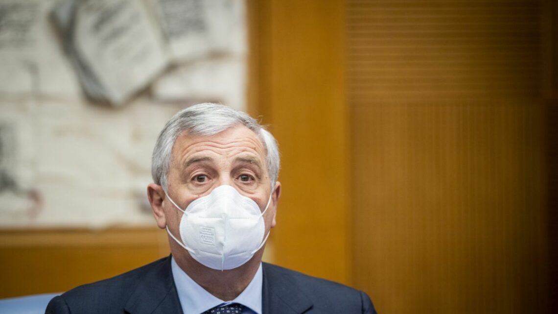Quirinale, Tajani “Oggi il centrodestra unito voterà Casellati” Quirinale, Tajani “Oggi il centrodestra unito voterà Casellati”