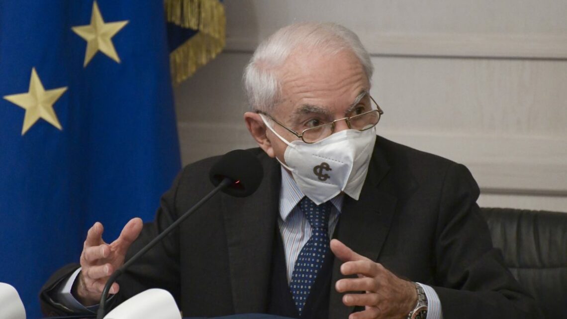 Giuliano Amato nuovo presidente della Corte Costituzionale Giuliano Amato nuovo presidente della Corte Costituzionale