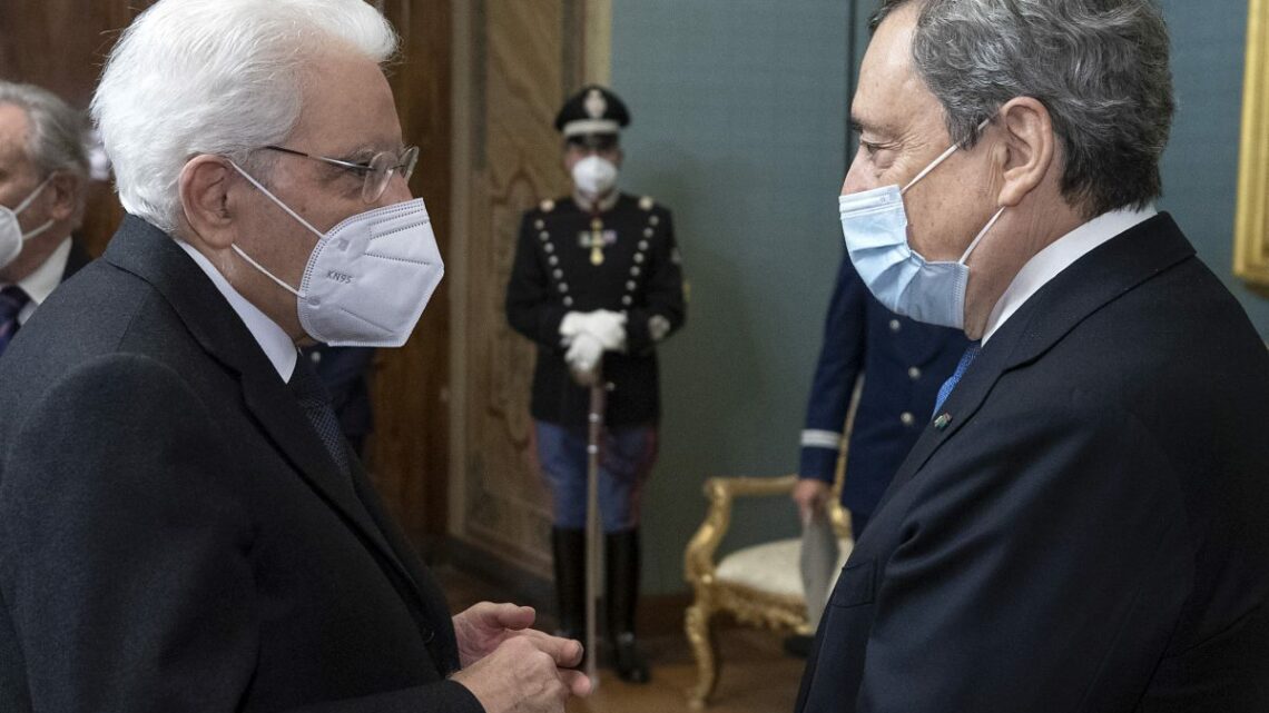 Draghi “La rielezione di Mattarella splendida notizia per il Paese” Draghi “La rielezione di Mattarella splendida notizia per il Paese”