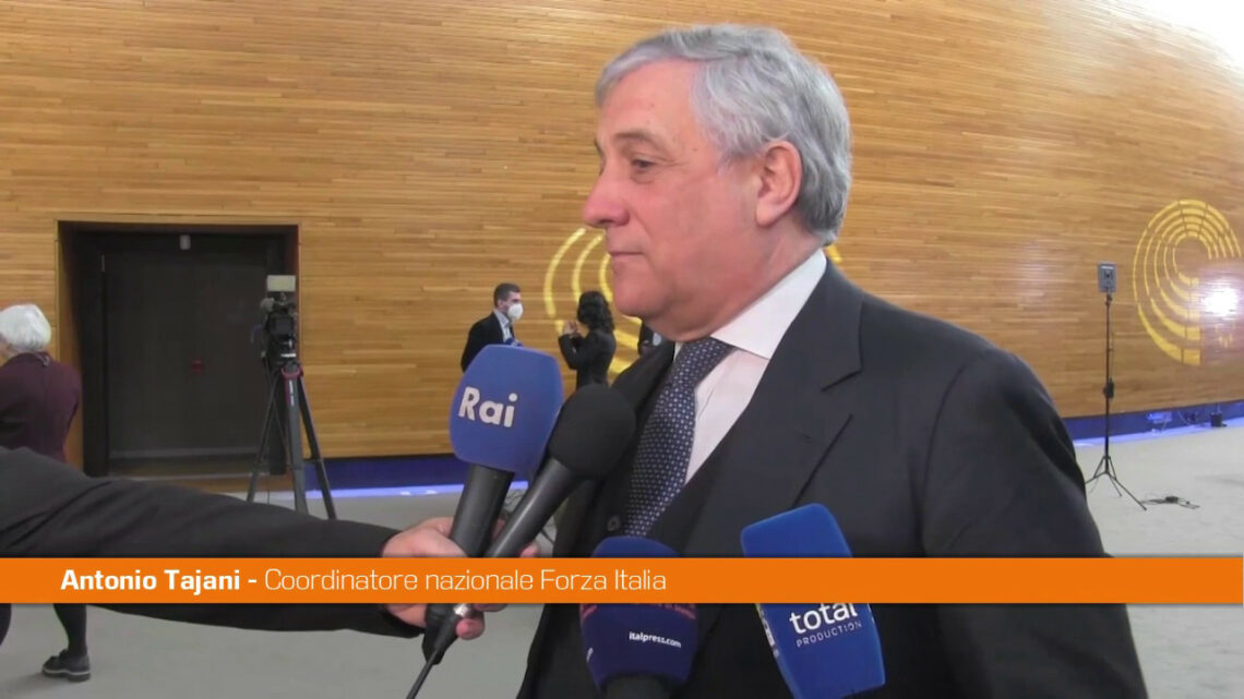 Quirinale, Tajani “Tocca a Berlusconi sciogliere la riserva” Quirinale, Tajani “Tocca a Berlusconi sciogliere la riserva”