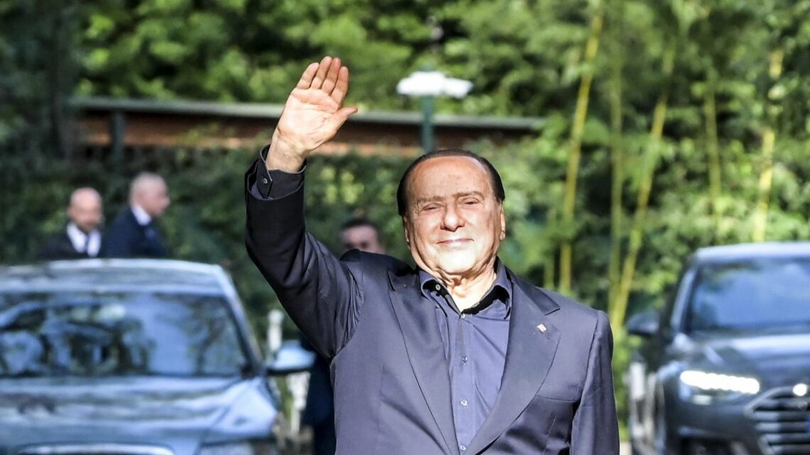 Berlusconi “Draghi abbia tutto il tempo, serve stabilità” Berlusconi “Draghi abbia tutto il tempo, serve stabilità”