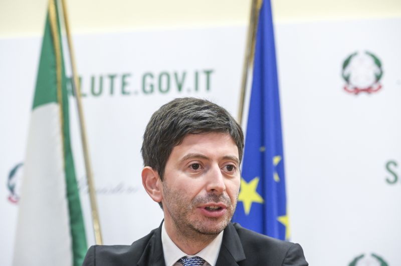 Covid, Speranza “91% italiani con prima dose, numeri migliorano” Covid, Speranza “91% italiani con prima dose, numeri migliorano”