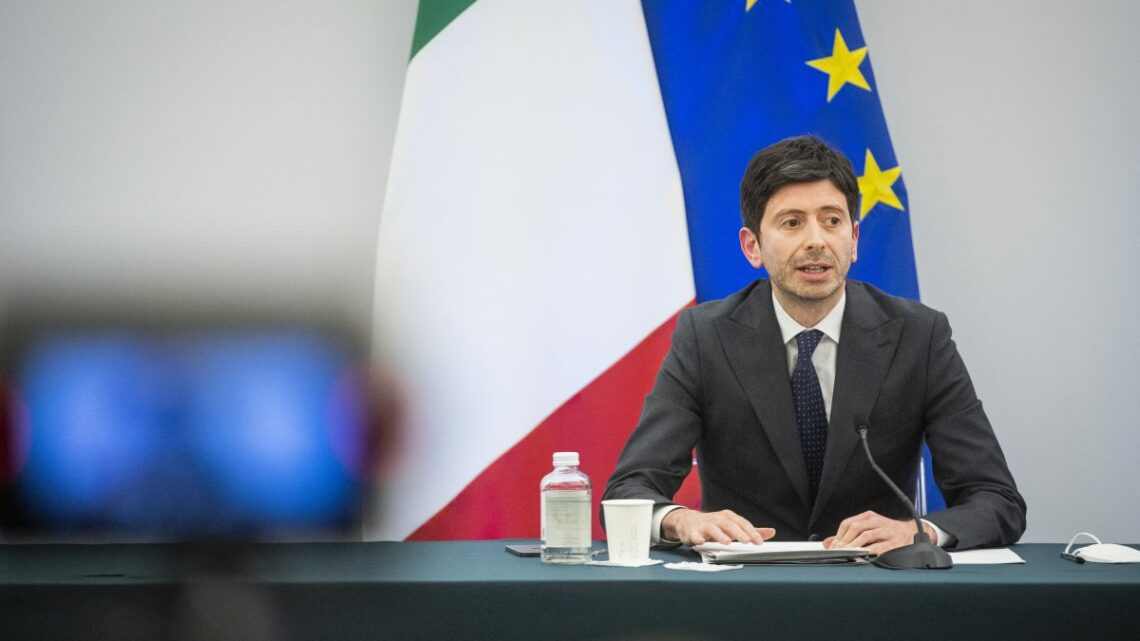 Sanità, Speranza “Aprire una nuova stagione di investimenti e riforme” Sanità, Speranza “Aprire una nuova stagione di investimenti e riforme”