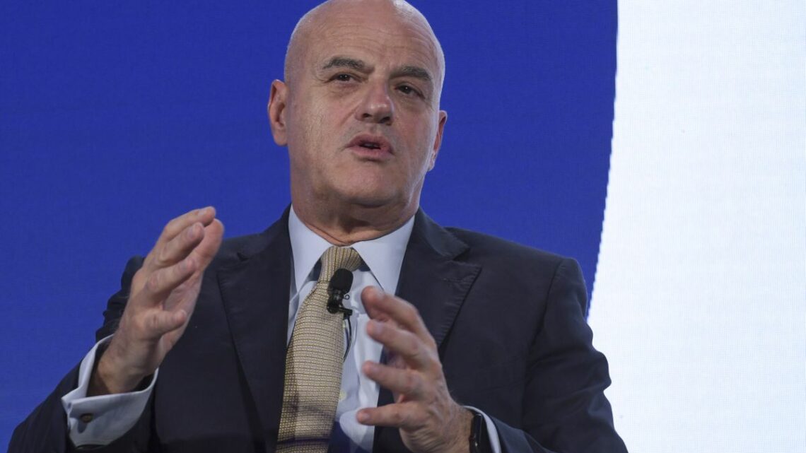 Eni, Descalzi “Nel 2021 abbiamo raggiunto risultati eccellenti” Eni, Descalzi “Nel 2021 abbiamo raggiunto risultati eccellenti”