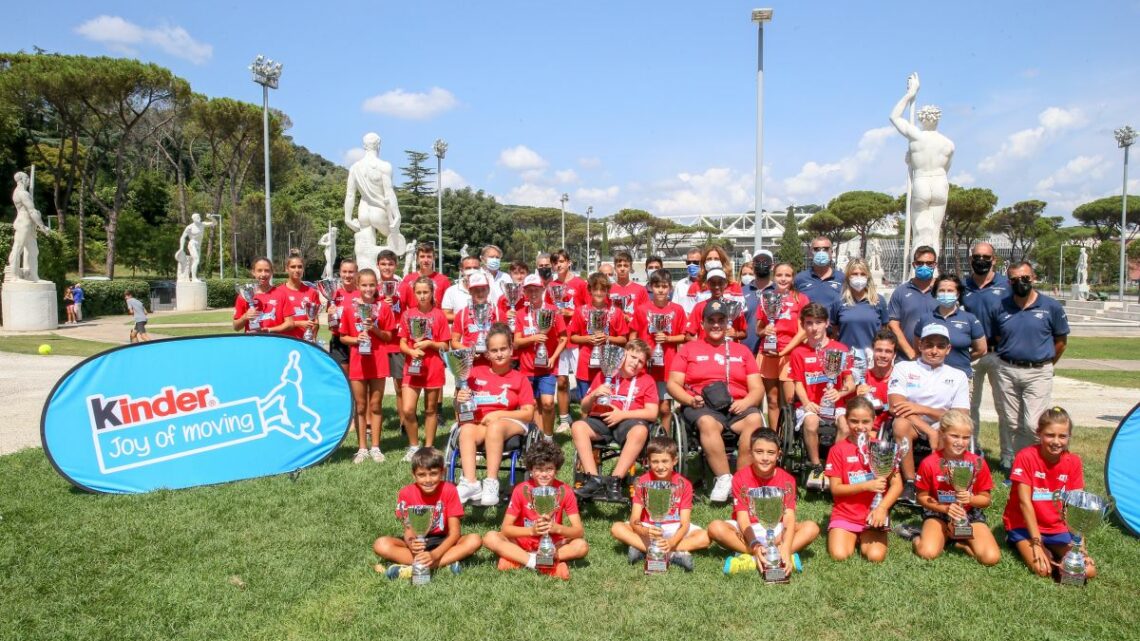 Tennis Trophy Fit Kinder Joy of Moving, il 28/2 parte la 17^ edizione Tennis Trophy Fit Kinder Joy of Moving, il 28/2 parte la 17^ edizione