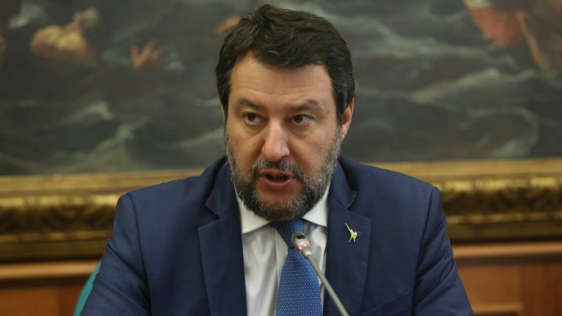 Ucraina, Salvini “La priorità è fermare le bombe” Ucraina, Salvini “La priorità è fermare le bombe”
