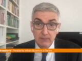 Covid, Brusaferro “I casi calano, andare avanti con la vaccinazione”