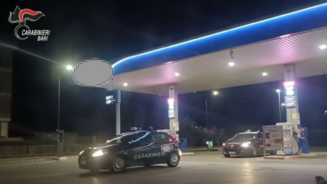 Rapine a tir e furti ai bancomat, 19 arresti nel barese Rapine a tir e furti ai bancomat, 19 arresti nel barese