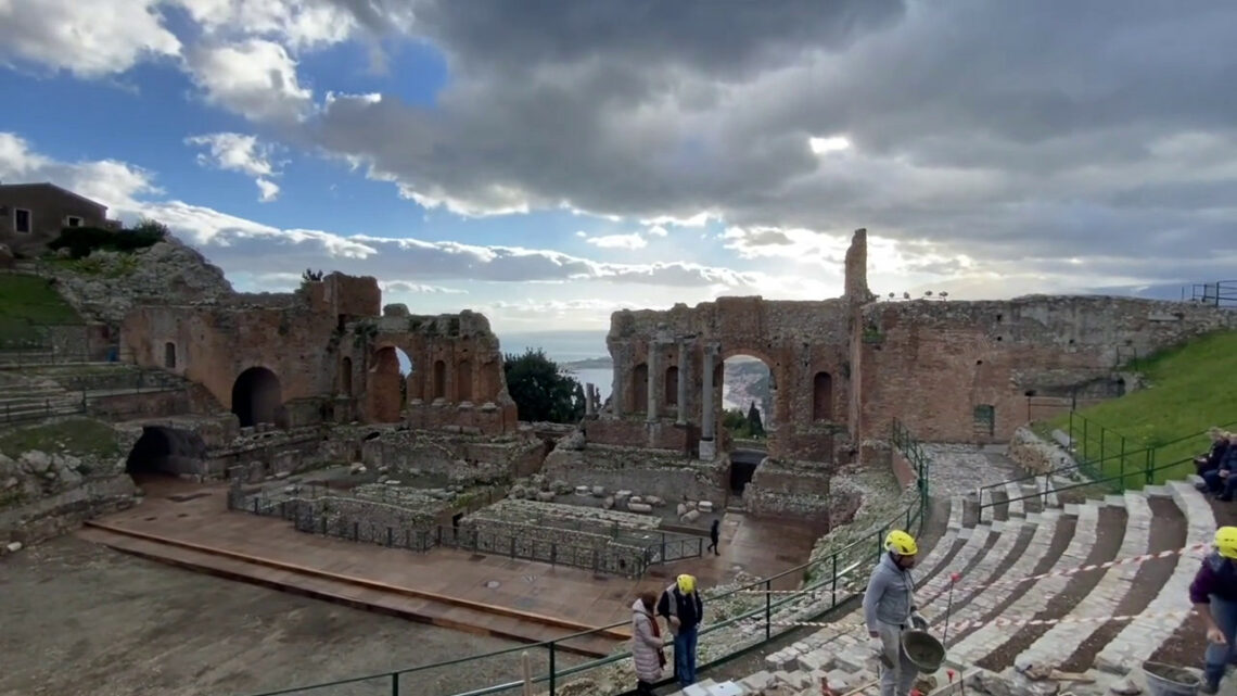 Taormina, al via il restauro delle gradinate del Teatro Antico Taormina, al via il restauro delle gradinate del Teatro Antico