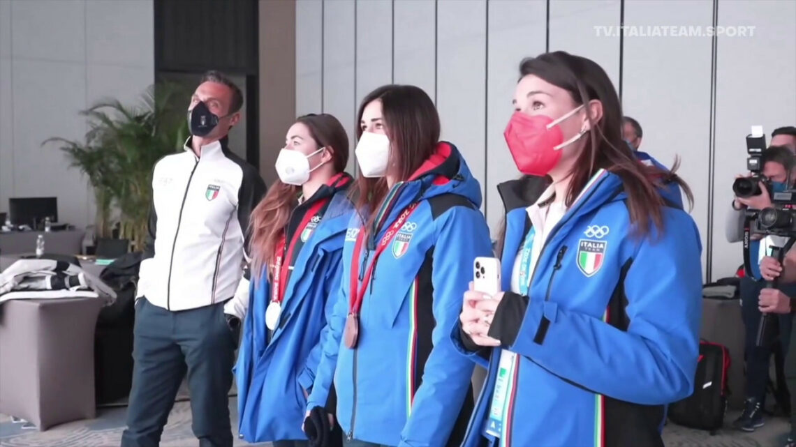 Doppietta nella discesa donne, Goggia argento e Nadia Delago bronzo Doppietta nella discesa donne, Goggia argento e Nadia Delago bronzo