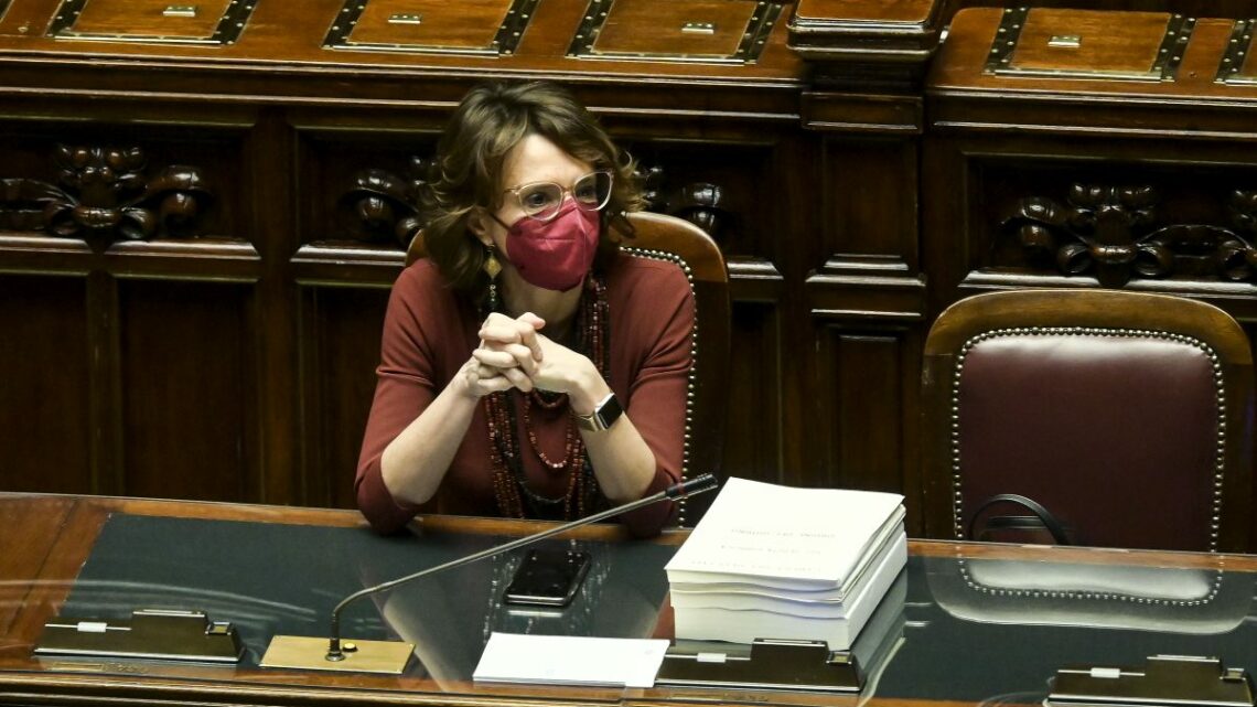 Ucraina, Bonetti “La protezione dei bambini priorità assoluta” Ucraina, Bonetti “La protezione dei bambini priorità assoluta”